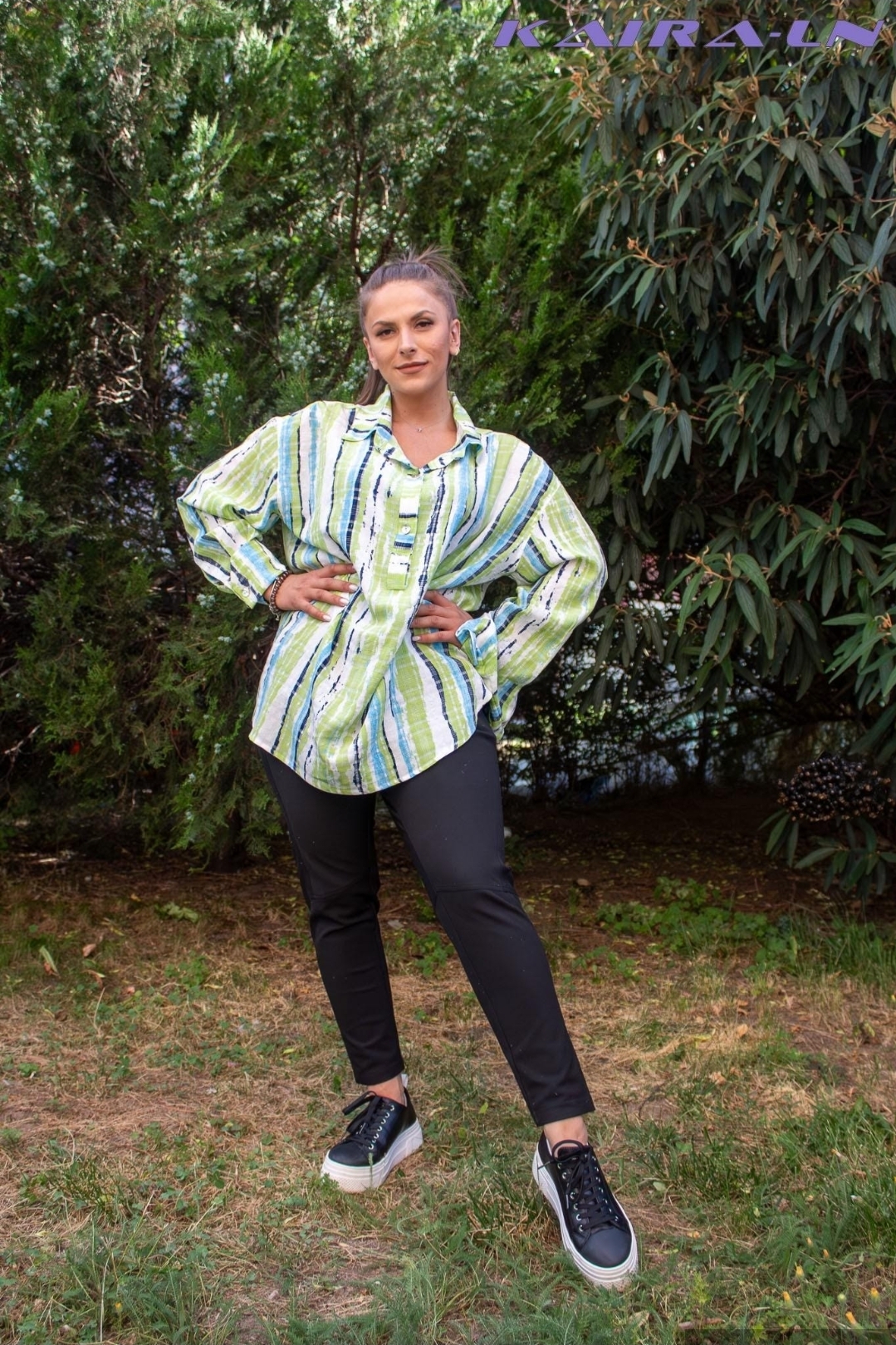 Широка ленена туника тип риза: Дизайнерски дамски топ в големи размери